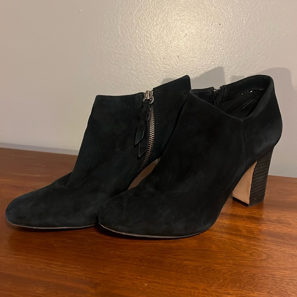 Splendid Suede black bootie size 10
